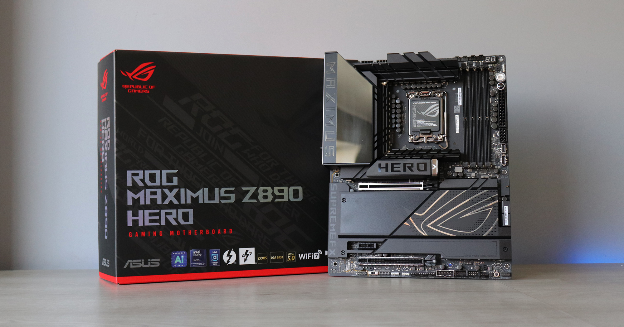 Imagen de ASUS ROG MAXIMUS Z890 HERO – REVIEW