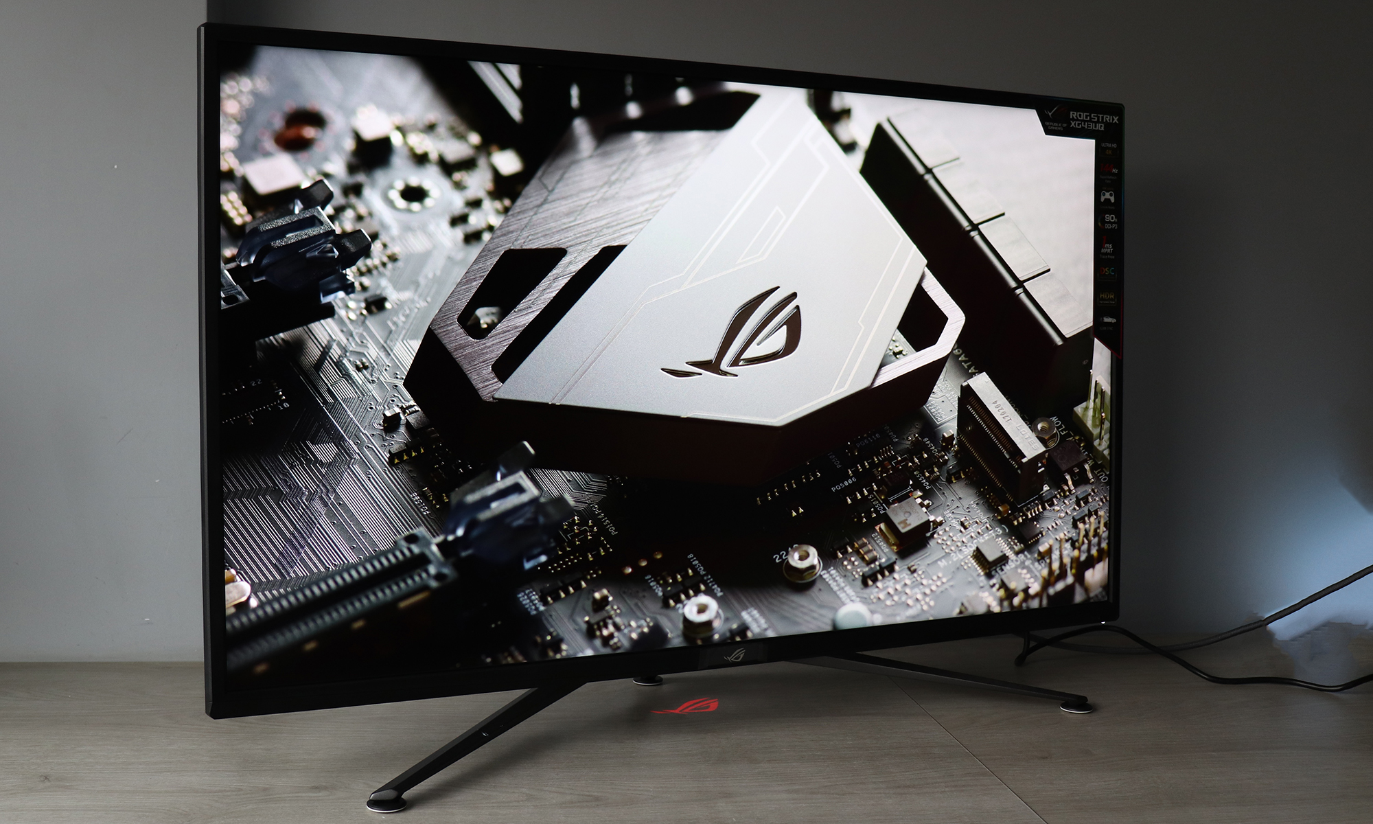 Imagen de MONITOR ASUS ROG STRIX XG43UQ – Review
